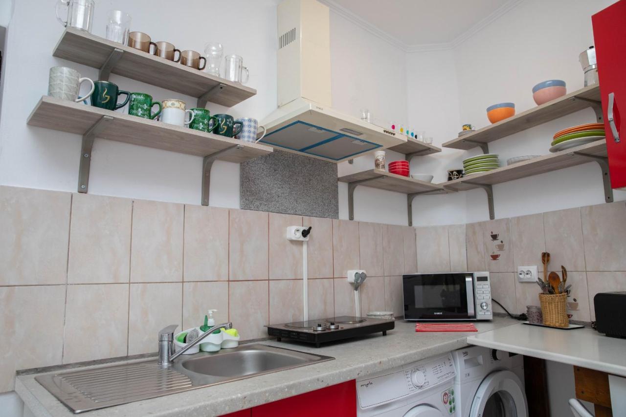 Cosy Apartment In City Centre Oradea Exterior foto